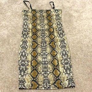 Snake print bodycon dress NWOT